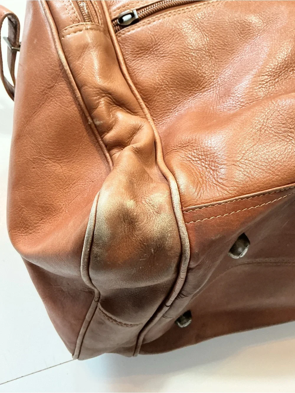 Claire Chase Columbia Leather Tan Brown Travel Duffel Weekender Luggage Bag